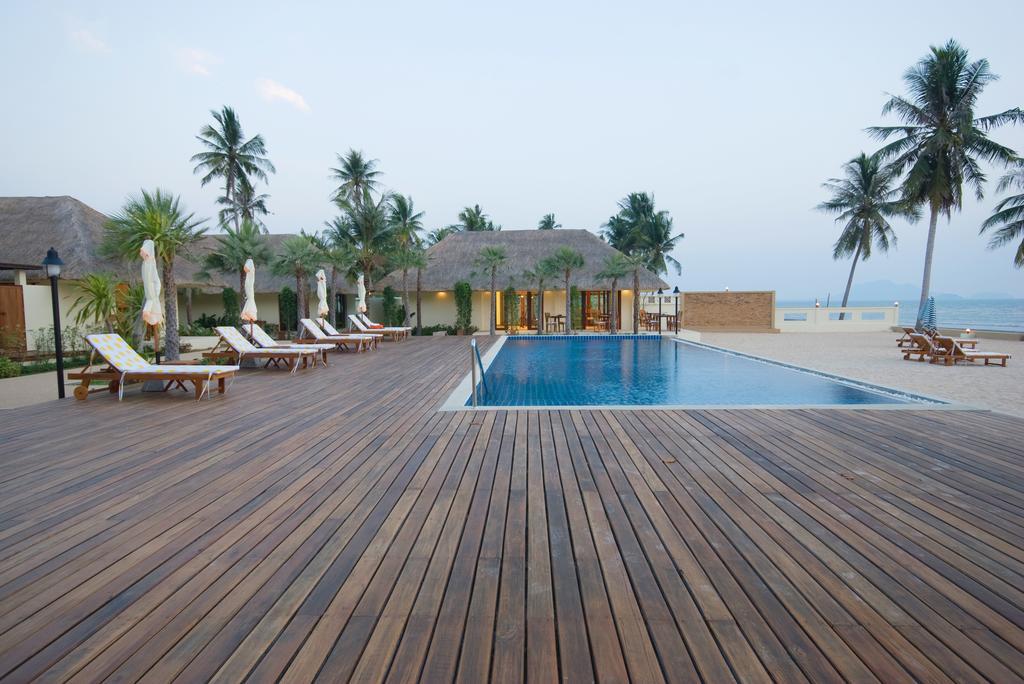 Nantra De Deluxe Hotel Had Yao Beach Buitenkant foto