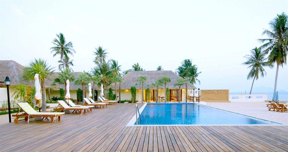Nantra De Deluxe Hotel Had Yao Beach Buitenkant foto